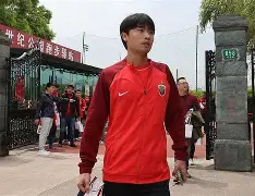 关于里程碑夜！上海海港复出首秀，荷甲赛前刷纪录，话题不断，更衣室氛围转暖的信息-九游