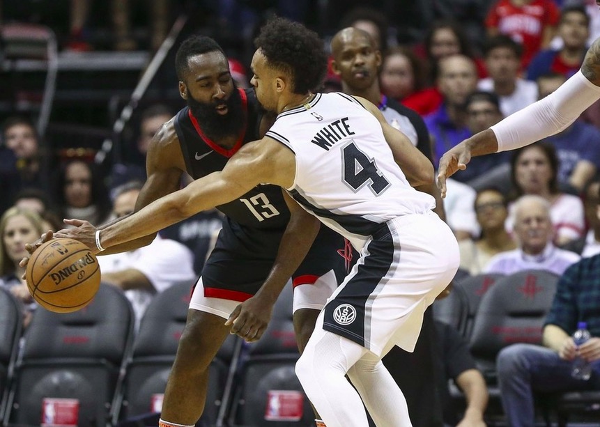 包含休斯敦火箭国际比赛日造点机会，志在欧联名次提升，管理层满意，赛季目标并未改变的词条-比分数据